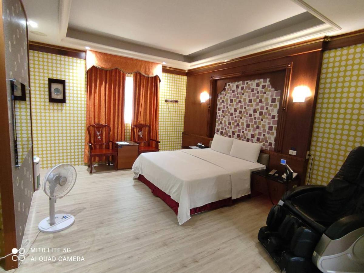 Blue Sky Motel Guishan Exterior foto